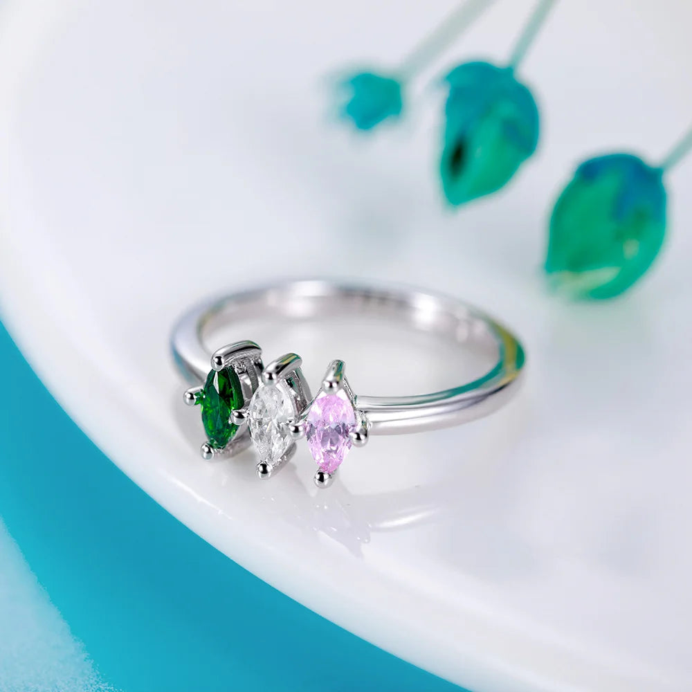 LILIAN | Custom-built Gemstone Family Ring