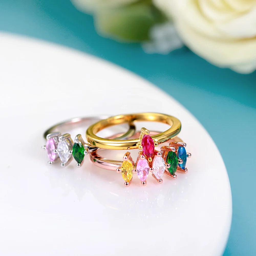 LILIAN | Custom-built Gemstone Family Ring