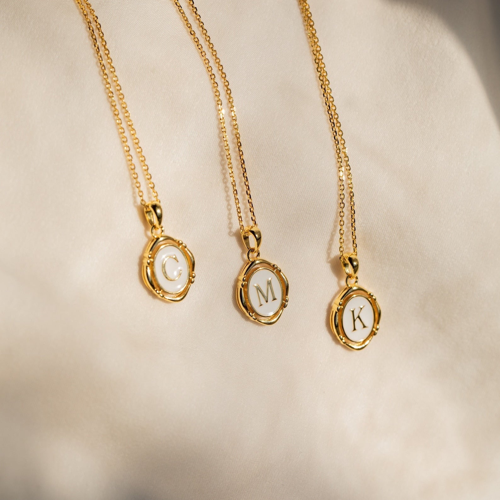 MINIMALIST ENAMEL |Charm, Initial Pendant, Oval Letter, Vintage Necklace