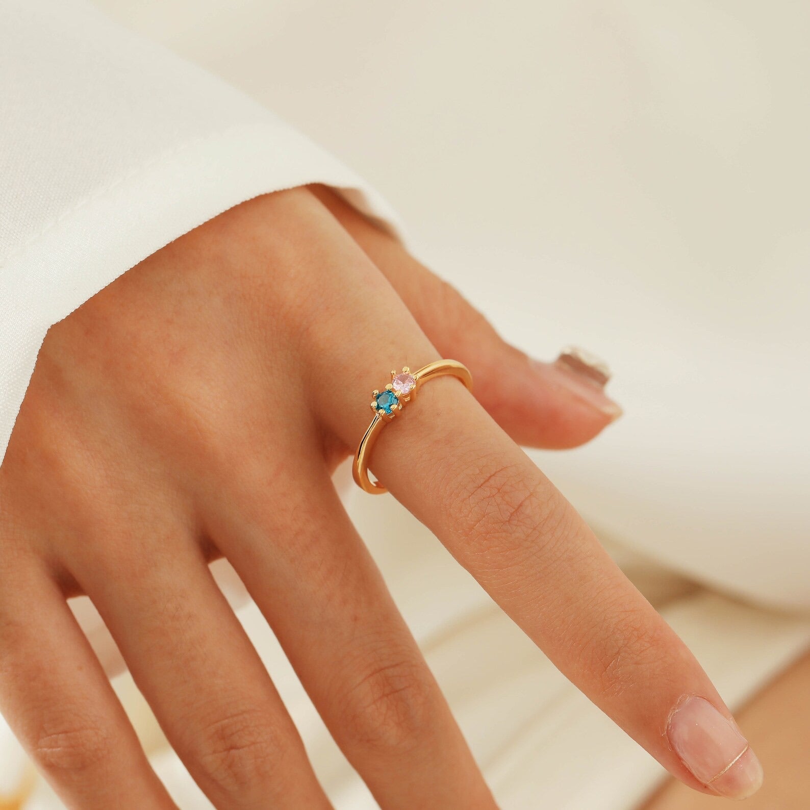 AMOR | Personalized Elegant Ring with 1-6 Birthstone