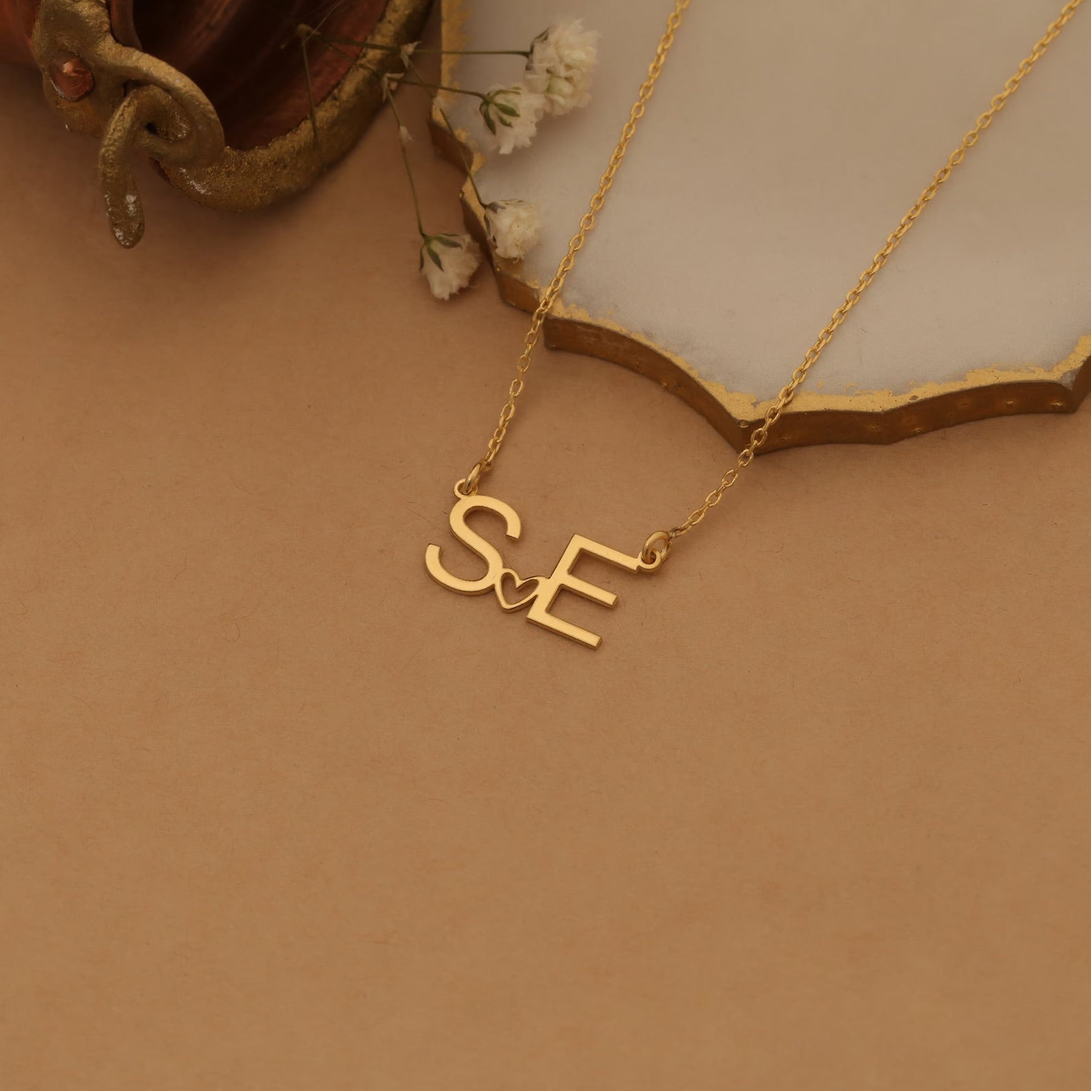 DAINTY INITIAL HEARTH | Personalized Initial Dainty Necklace
