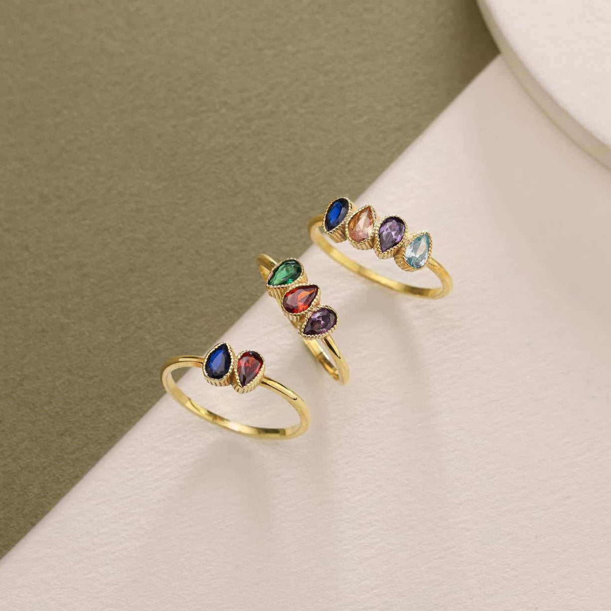 ARYEL | Personalized 1-5 Birthstones Ring